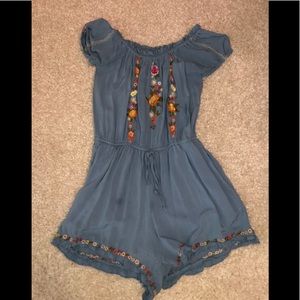 Off the shoulder blue flower romper